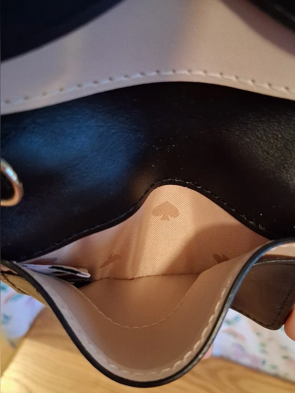 NWOT Kate Spade Nadine Black Leather Casual Everyday Keychain Keycard Wallet